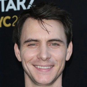 harry-lloyd-4