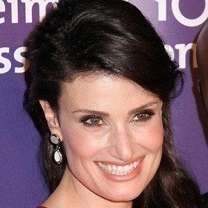 idina-menzel-2