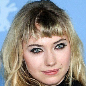 imogen-poots-3