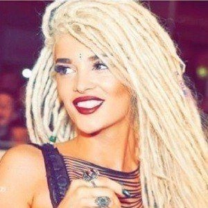 istrefi-era-popsinger-image