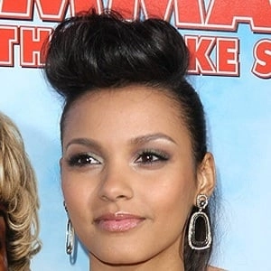 jessica-lucas-8