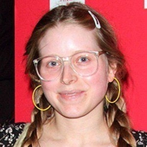 jessie-cave-1