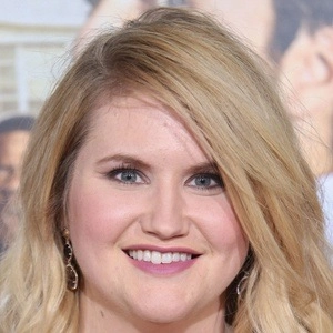 jillian-bell-3