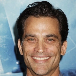 johnathan-schaech-8