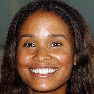 joy-bryant-2