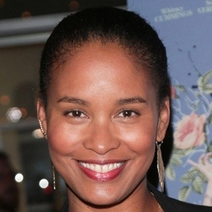 joy-bryant-8