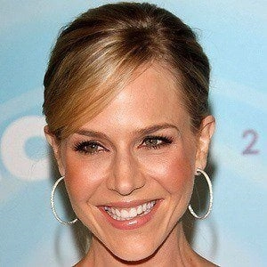 julie-benz-4