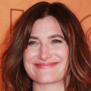 kathryn-hahn-6