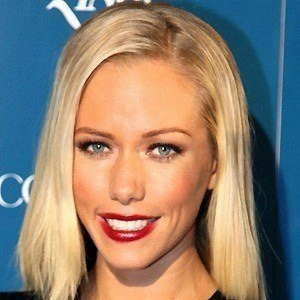 kendra-wilkinson-1