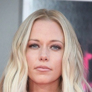 kendra-wilkinson-7