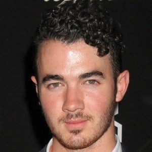 kevin-jonas-8