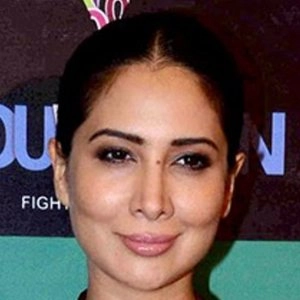 kim-sharma-3