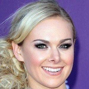 laura-bundy-2