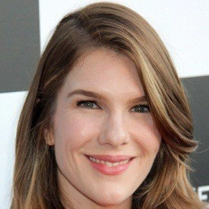 lily-rabe-6