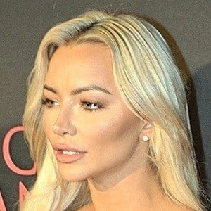 lindsey-pelas-3