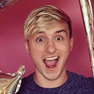 lucas-cruikshank-8