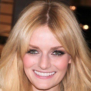 lydia-hearst-3