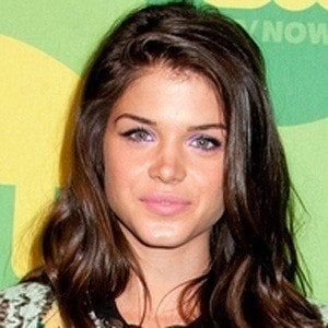 marie-avgeropoulos-2