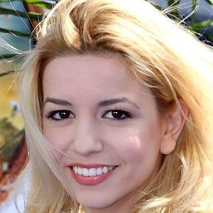 masiela-lusha-1