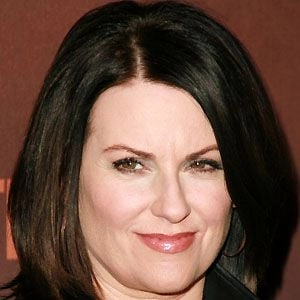 megan-mullally-1