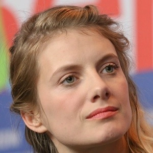 melanie-laurent-7