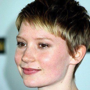 mia-wasikowska-3