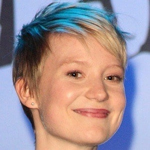 mia-wasikowska-8