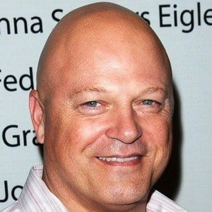 michael-chiklis-7