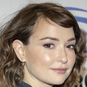 milana-vayntrub-2