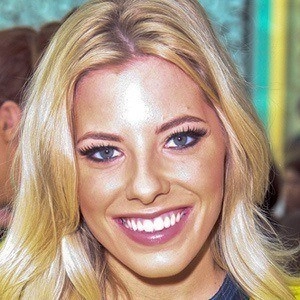 mollie-king-2