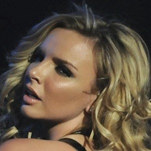 nadine-coyle-5