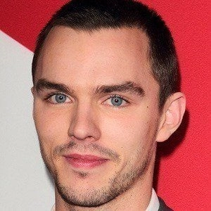 nicholas-hoult-2