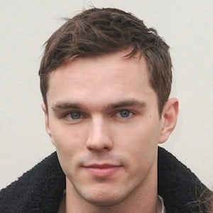 nicholas-hoult-5