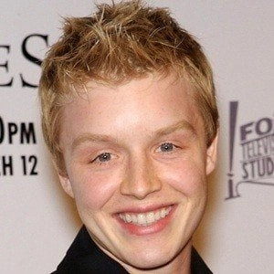 noel-fisher-9