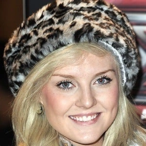 perrie-edwards-8