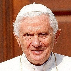 pope-benedict-XVI-2