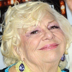 renee-taylor-5