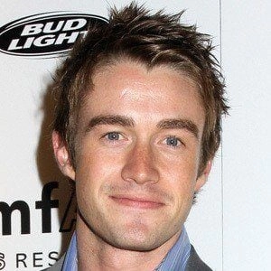 robert-buckley-6