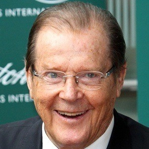 roger-moore-5