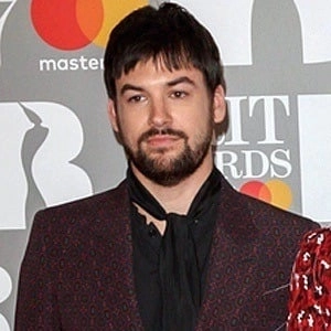 ross-macdonald-bass-2