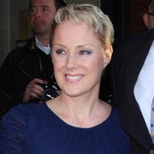 sally-dynevor-2