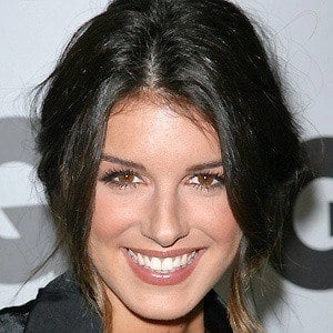 shenae-grimes-3