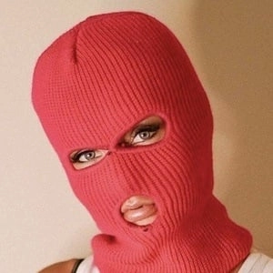 ski-mask-girl-8