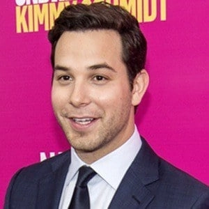 skylar-astin-5