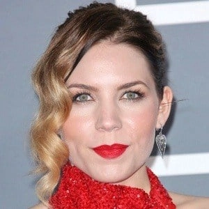 skylar-grey-5