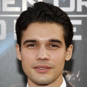 steven-strait-5