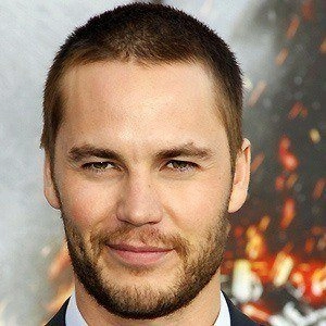 taylor-kitsch-3