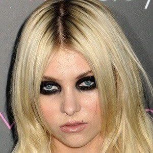 taylor-momsen-4