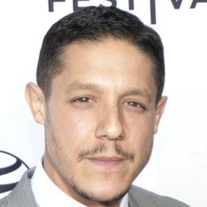 theo-rossi-5