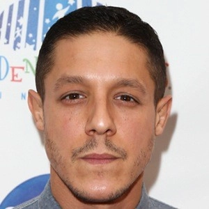 theo-rossi-7
